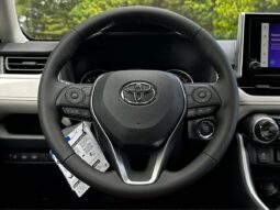 New 2025 Toyota RAV4 XLE AWD full