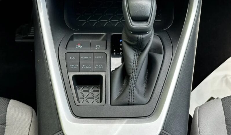 New 2025 Toyota RAV4 XLE AWD full