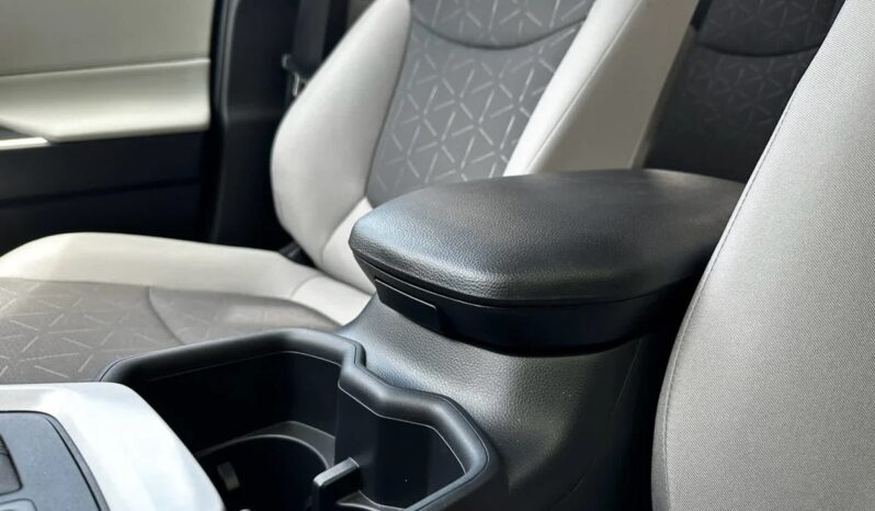 New 2025 Toyota RAV4 XLE AWD full