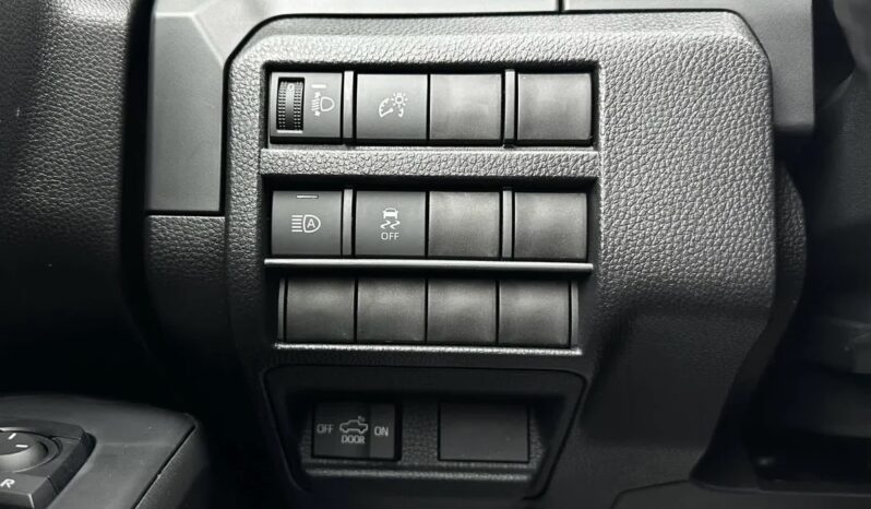 New 2025 Toyota Tacoma SR RWD full