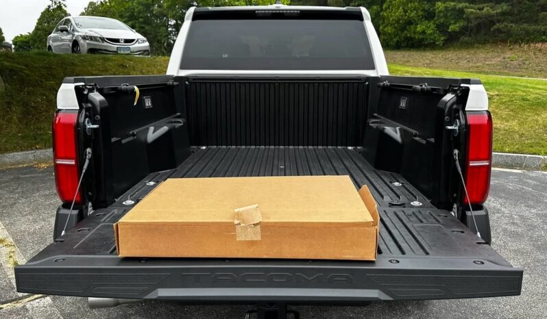 New 2025 Toyota Tacoma SR RWD full
