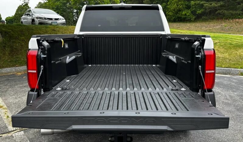 New 2025 Toyota Tacoma SR RWD full