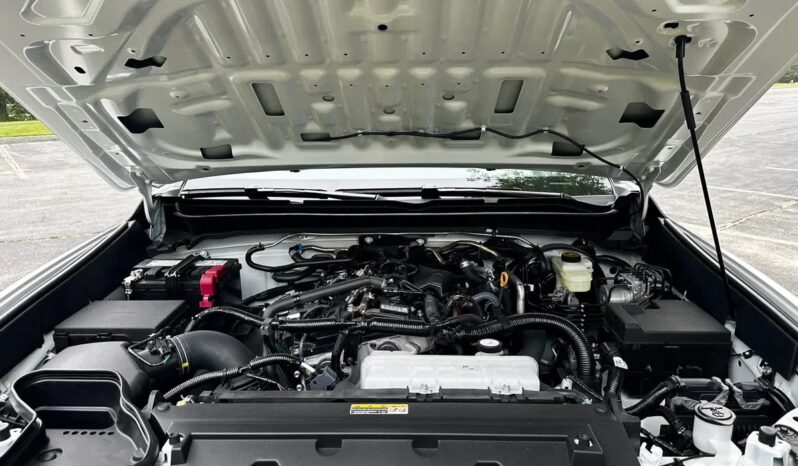 New 2025 Toyota Tacoma SR RWD full