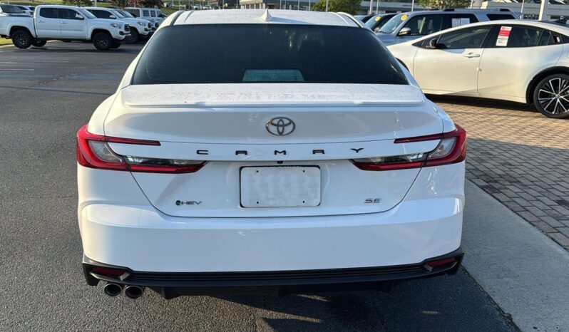 New 2025 Toyota Camry SE 2.5L White full