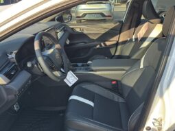 New 2025 Toyota Camry SE 2.5L White full