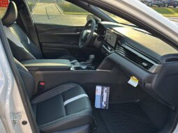 New 2025 Toyota Camry SE 2.5L White full