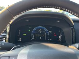 New 2025 Toyota Camry SE 2.5L White full