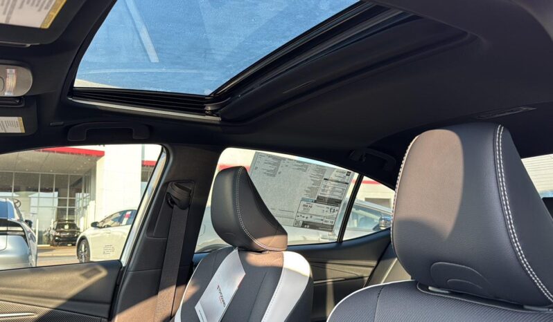New 2025 Toyota Camry SE 2.5L White full