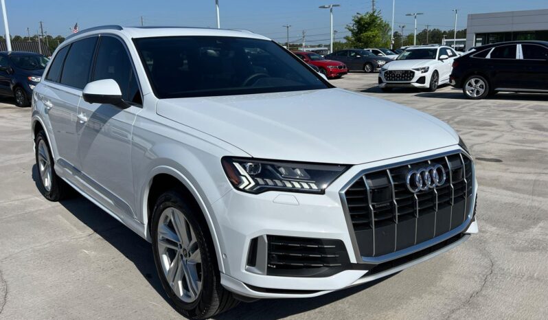Certified Used 2024 Audi Q7 Premium full