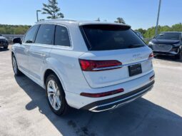 Certified Used 2024 Audi Q7 Premium full