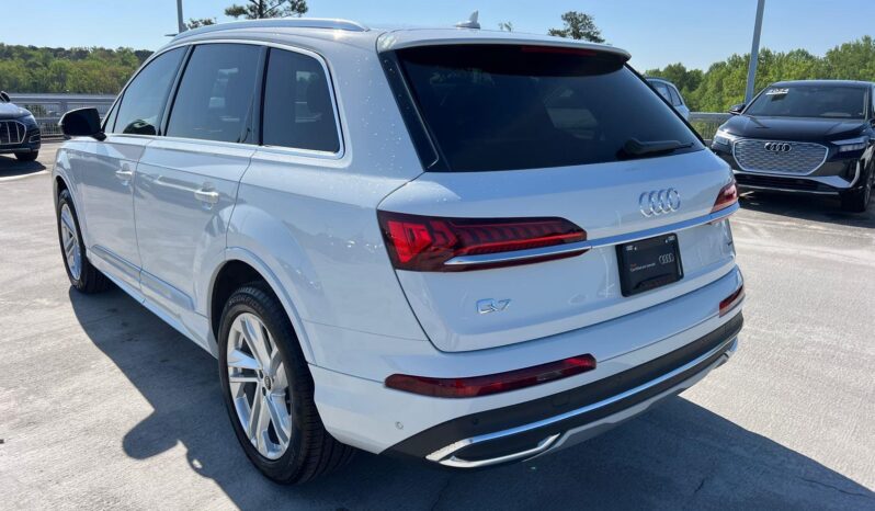 Certified Used 2024 Audi Q7 Premium full