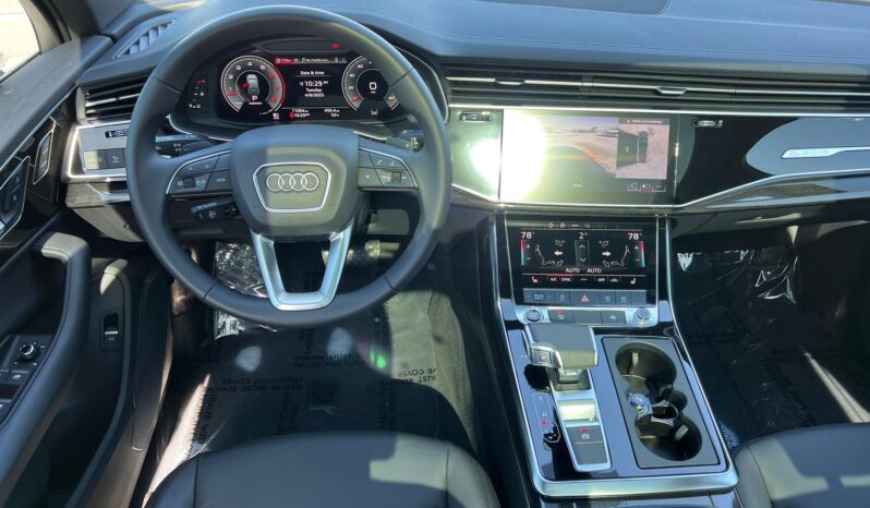 Certified Used 2024 Audi Q7 Premium full