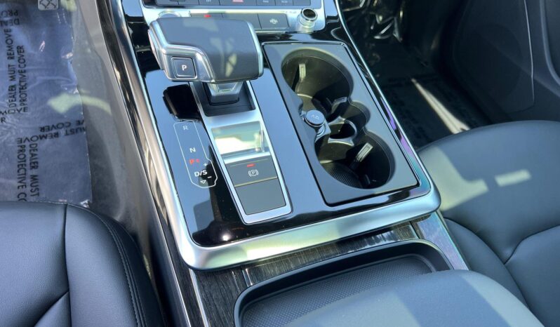 Certified Used 2024 Audi Q7 Premium full