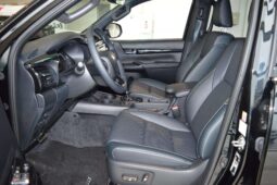 2019 Toyota Hilux 2.4L Double Cabin full