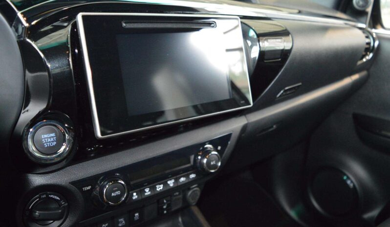 2019 Toyota Hilux 2.4L Double Cabin full