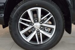 2019 Toyota Hilux 2.4L Double Cabin full