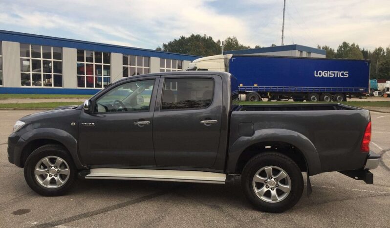 2011 Toyota Hilux Double Cabin full