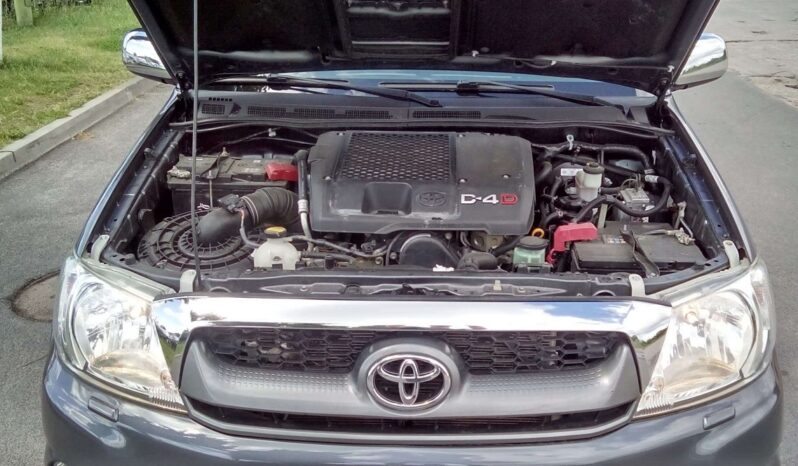2011 Toyota Hilux Double Cabin full