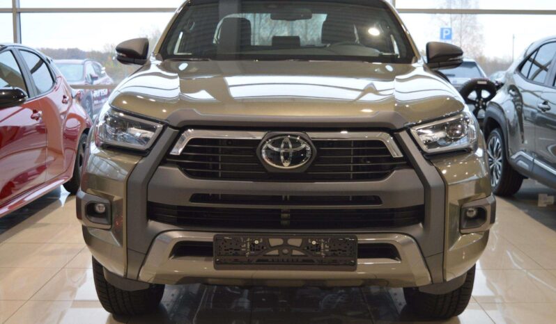 2023 Toyota Hilux 2.8L 4WD full