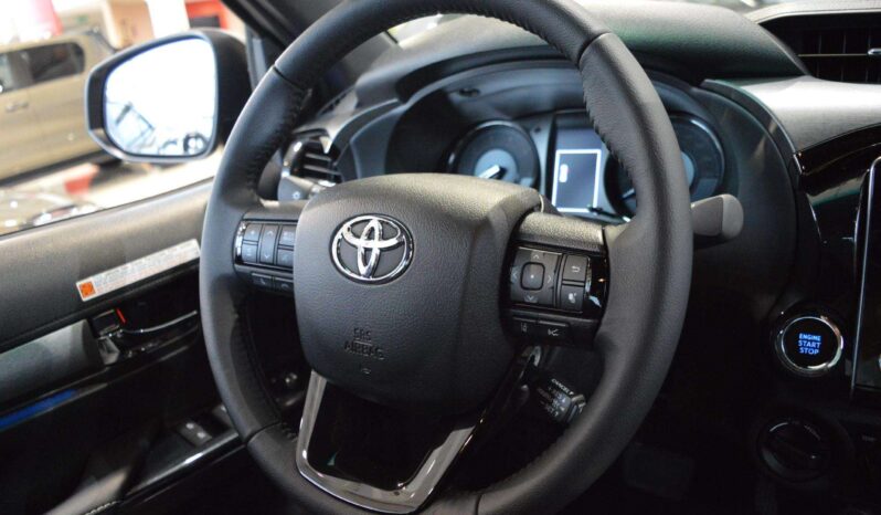 2023 Toyota Hilux 2.8L 4WD full