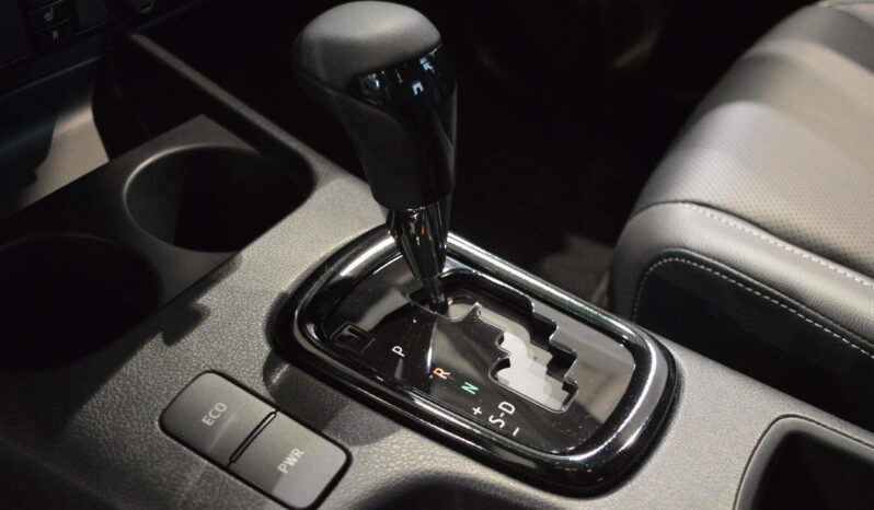 2023 Toyota Hilux 2.8L 4WD full