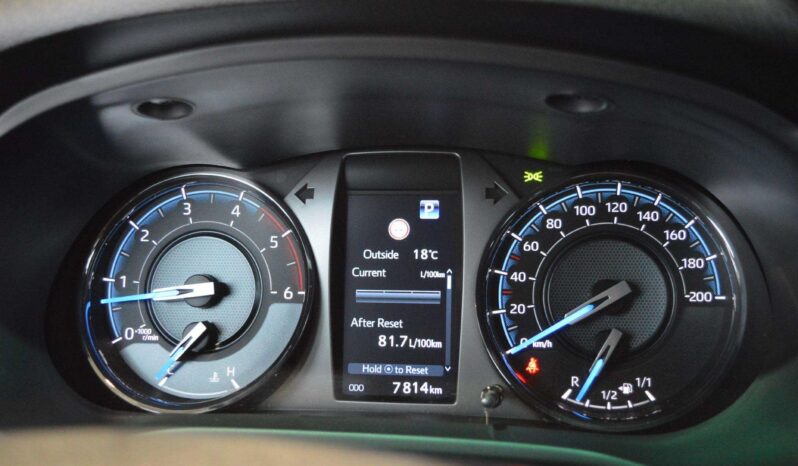 2023 Toyota Hilux 2.8L 4WD full