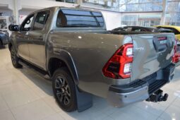 2023 Toyota Hilux 2.8L 4WD full