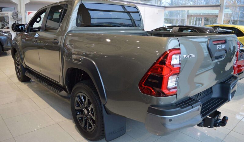 2023 Toyota Hilux 2.8L 4WD full