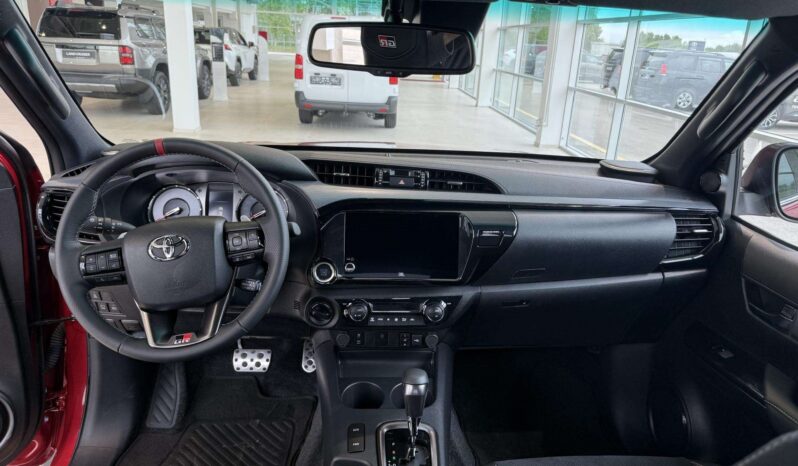 New 2025 Toyota Hilux GR Sport 2.8L 4X4 full