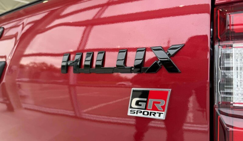 New 2025 Toyota Hilux GR Sport 2.8L 4X4 full