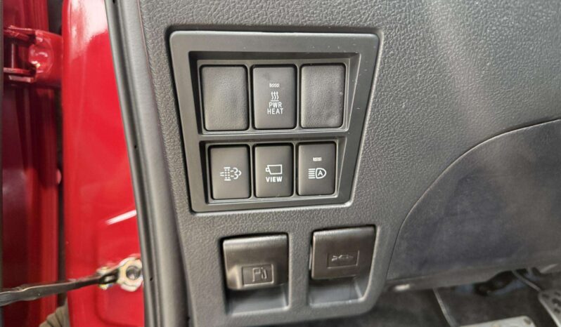 New 2025 Toyota Hilux GR Sport 2.8L 4X4 full
