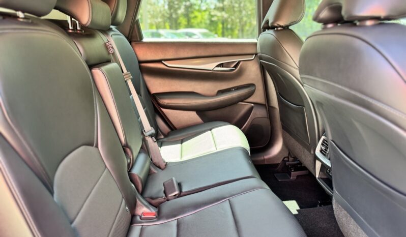 2023 INFINITI QX50 LUXE FWD full