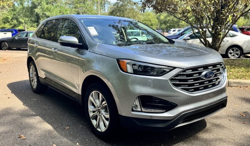 2024 Ford Edge Titanium full