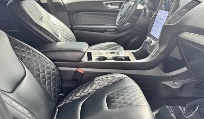 2024 Ford Edge Titanium full