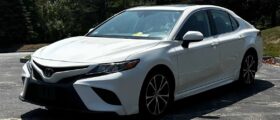 2019 Toyota Camry SE