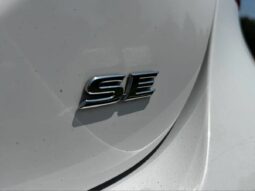 2019 Toyota Camry SE full