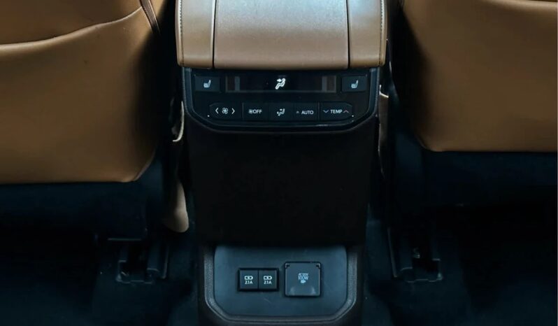 2021 Toyota Highlander Platinum full