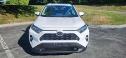 2021 Toyota RAV4 XLE full
