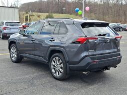 2021 Toyota RAV4 XLE Premium AWD full