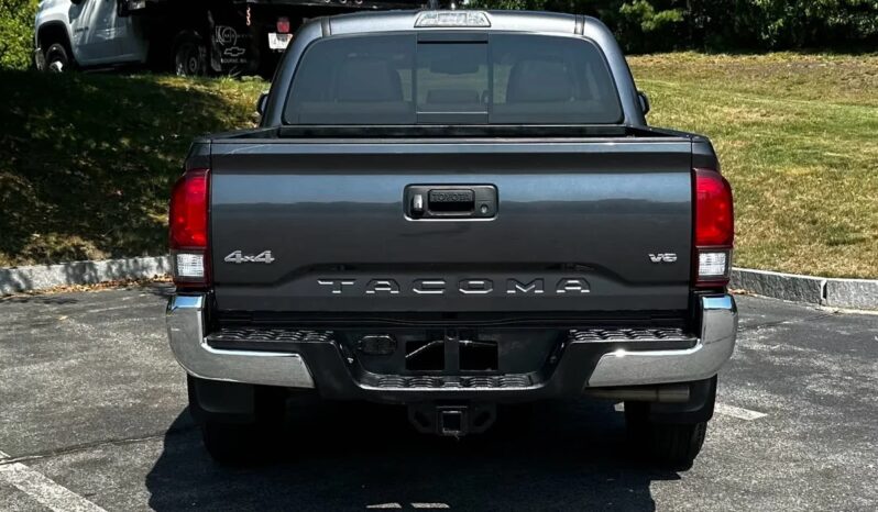 2022 Toyota Tacoma SR5 full