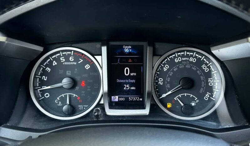 2022 Toyota Tacoma SR5 full