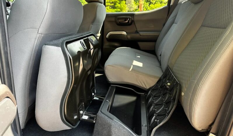2022 Toyota Tacoma SR5 full
