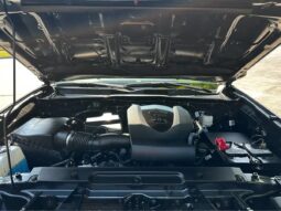 2022 Toyota Tacoma SR5 full