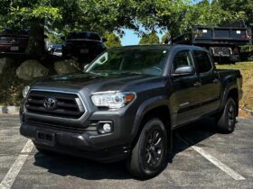 2022 Toyota Tacoma SR5