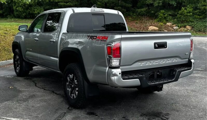 Certified 2022 Toyota Tacoma TRD Off Road full