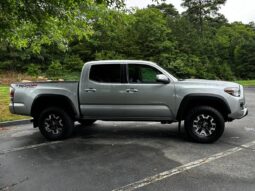 Certified 2022 Toyota Tacoma TRD Off Road full