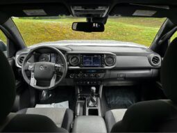 Certified 2022 Toyota Tacoma TRD Off Road full