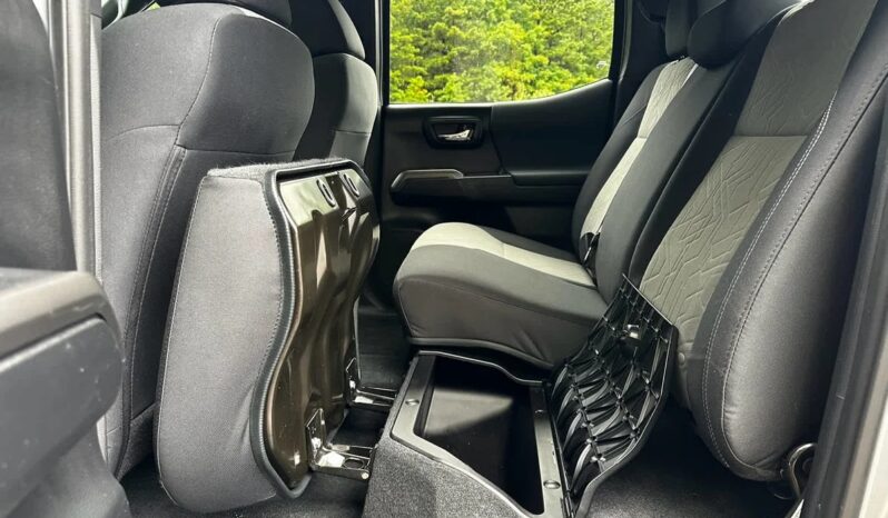 Certified 2022 Toyota Tacoma TRD Off Road full