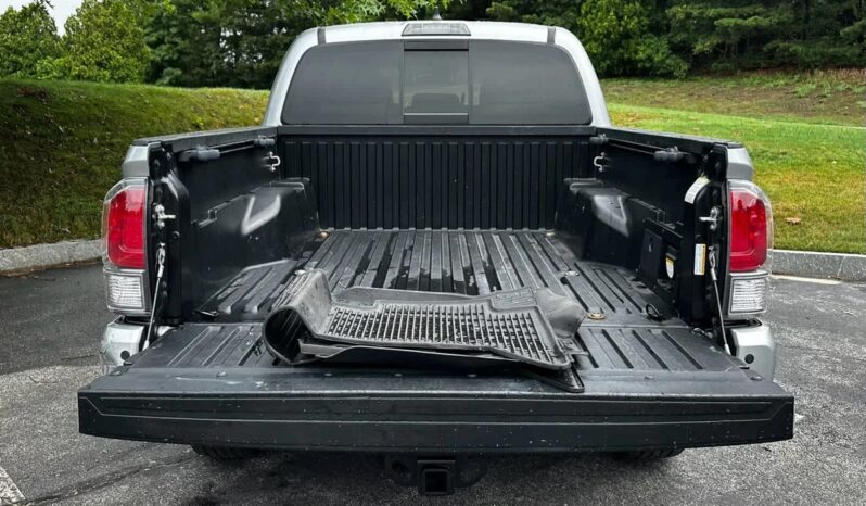 Certified 2022 Toyota Tacoma TRD Off Road full