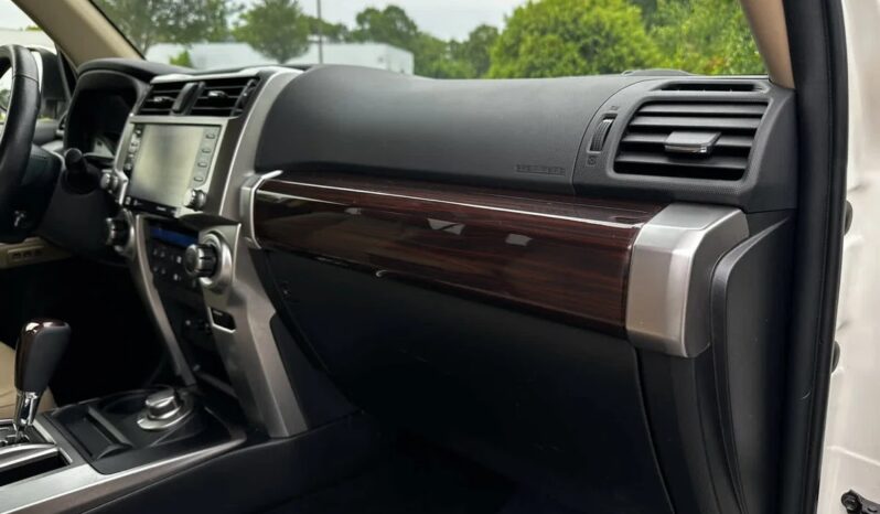 2023 Toyota 4Runner Limited full